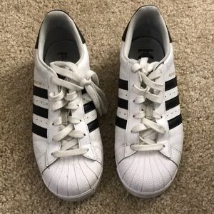 Adidas Superstar Sneakers